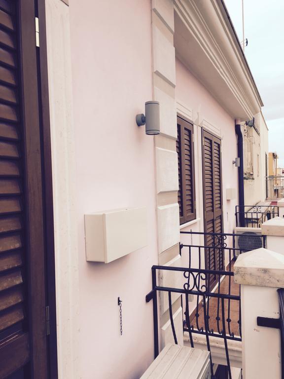 Palazzo Eliss Panzió Margherita Di Savoia Szoba fotó